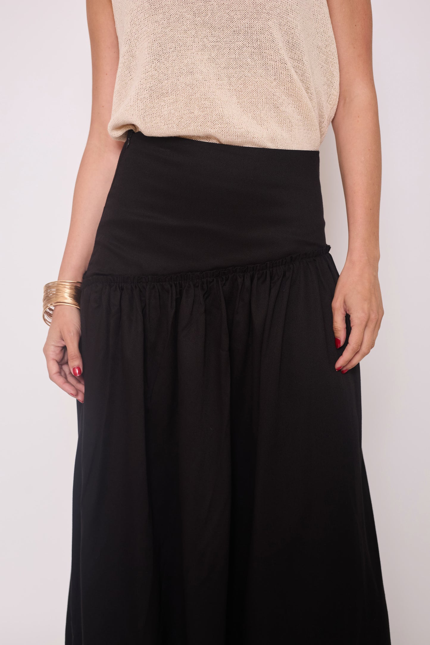 Falda Leonor Negra